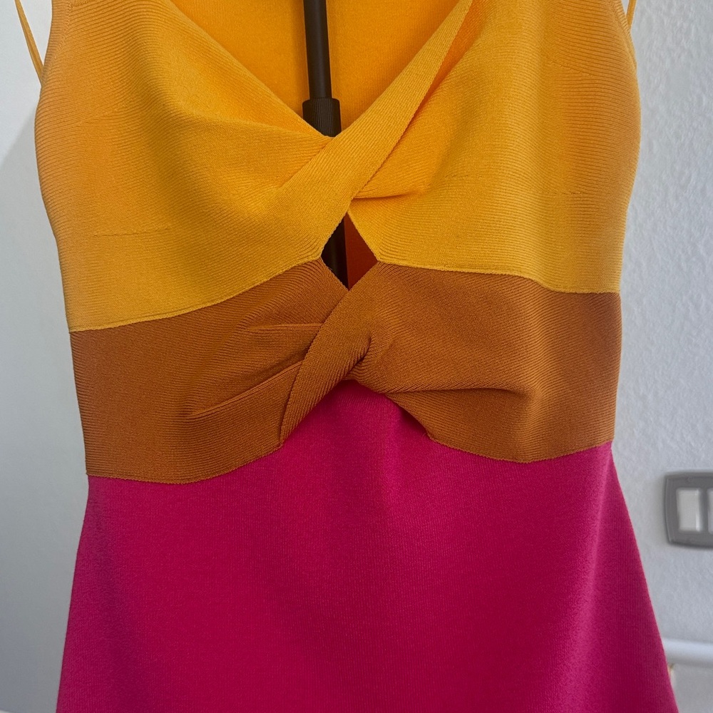 Express Colorblock Midi Dress in Mustard, Rust & Fuchsia - Picture 4 of 6